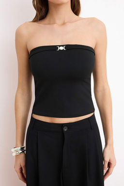 Siyah Fitted/Vucuda Oturan Straplez Kolsuz Aksesuar Detayl? Interlok Orme Bluz TWOSS26BZ00076 - Trendyolmilla фото 3