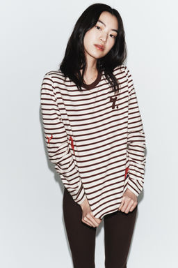 STRIPED T-SHIRT WITH EMBROIDERY - Zara фото 9