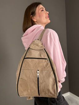 Сумка-рюкзак женская из телячьей кожи