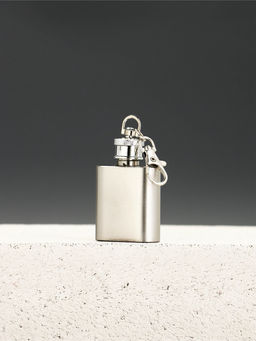 Подарочный набор мужской: гель для душа граната 250 мл и брелок фляжка, Чистое счастье