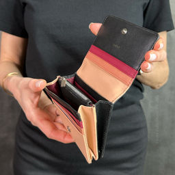 Итальянский кожаный кошелек DuDu серии Flores | черно-розовый - Dudubags фото 8