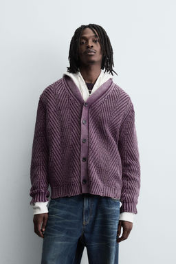DISTRESSED EFFECT TEXTURED CARDIGAN