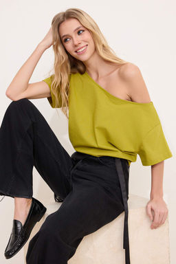 Yag Yesili %100 Pamuk Oversize/Genis Kal?p Kay?k Yaka Orme T-Shirt TWOSS20TS0140