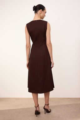 Wardrobe Essential Kahverengi Duz Kontrast Dikis Detayl? Midi Dokuma Elbise TWOSS26EL00130