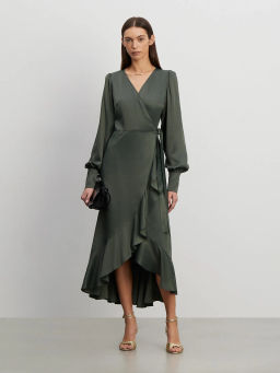 ЕМКА / Платье на запахе