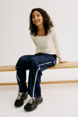 Pantal?n de ch?ndal con DryMove Loose Fit - H&m фото 5