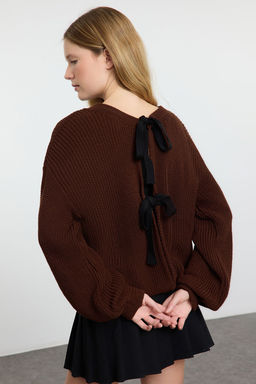 Kahverengi Crop Cift Tarafl? Giyilebilir Kurdele/Fiyonk Baglama Detayl? Triko Kazak TWOAW25KZ00074