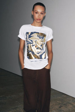T-SHIRT WITH METALLIC PRINT