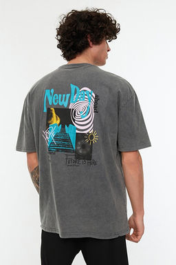 Antrasit Oversize/Geni_ Kesim Bisiklet Yaka K_sa Kollu Asit Y_kamal_ Bask_l_ T-Shirt TMNSS22TS0838