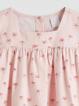 Kare Yaka ?i?ekli K?z ?ocuk Elbise