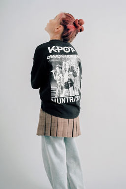 KPOP DEMON HUNTERS NETFLIX PRINTED T-SHIRT - Zara фото 5