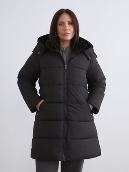 Kap??onlu Kad?n ?i?me Mont