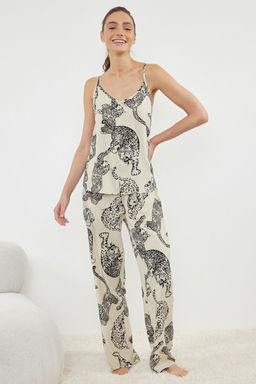 Trendyolmilla Lacivert Kaplan Desenli Ip Ask?l? Viskon Dokuma Pijama Tak?m? THMSS24PT00127  фото 16