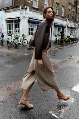 HOUNDSTOOTH LONG BERMUDA SHORTS WITH BELT