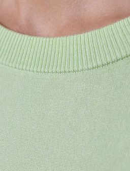 Свободный джемпер с рукавом 3/4 тонкой вязки из вискозы