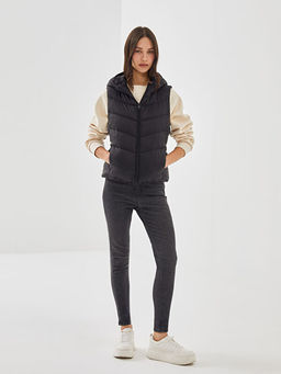 Kap??onlu Kad?n ?i?me Yelek