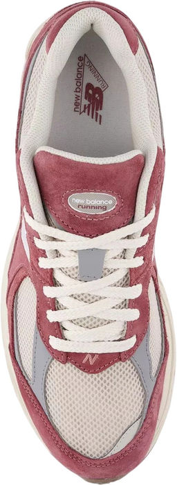 Кроссовки взрослые