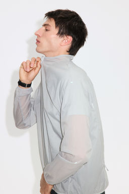 Chaqueta de running ligera resistente al agua - H&m фото 7