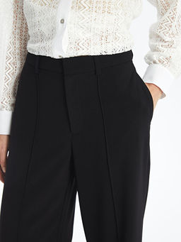 Standart Fit D?z Geni? Pa?a Kad?n Pantolon