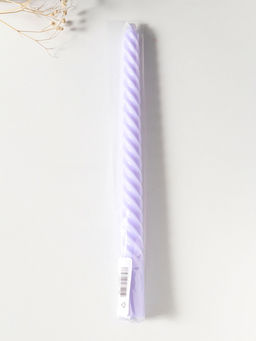 Цена за 3 шт. Свеча витая 25 см, 57 гр, 5 ч, цв. лаванда