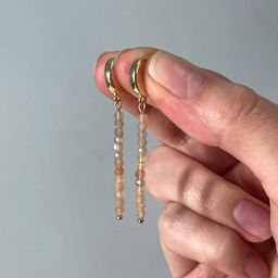 Серьги длинные из Лунного камня