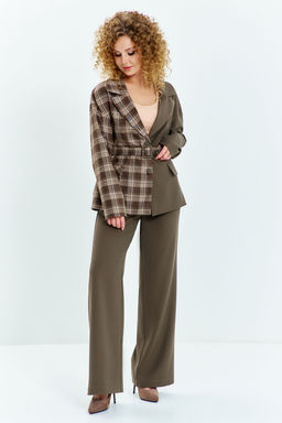 Костюм Euro Moda 635 хаки+ клетка