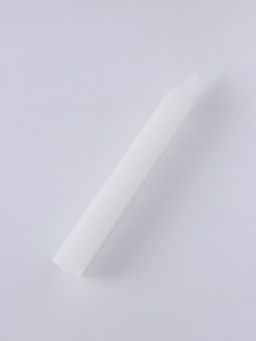 Цена за 25 шт. Свеча парафиновая бытовая 50 г, 17 см, 7-8 ч