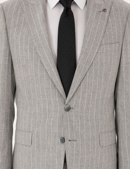 Светло-серый приталенный костюм - Cacharel фото 7