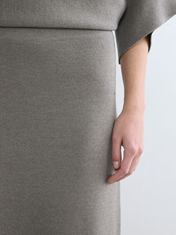 Beli Lastikli Triko Etek