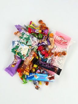 Сладкий детский подарок Волшебного нового года: набор конфет 500 гр. с пиксельным конструктором в коробке