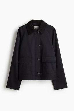 Chaqueta con cuello de pana