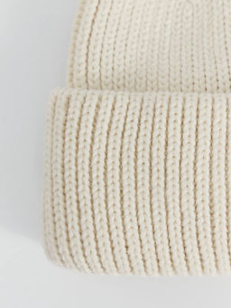 Шапка-бини крупной вязки / Zarina  фото 2