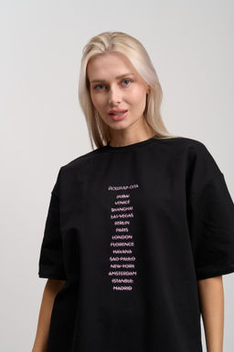 Футболка женская оверсайз черный "Зачеркнутые города"
