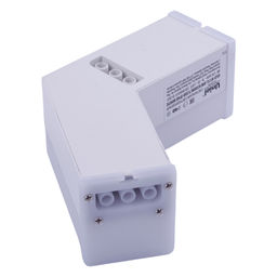 ULO-N11L-8W/6500K/120D IP40 WHITE Светильник светодиодный L-образный. Угол 120 градусов. Белый свет (6500K). 800Лм. Алюминий. Цвет белый. TM Uniel