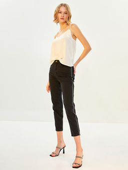 Y?ksek Bel Mom Fit ?erit Detayl? Rodeo Kad?n Jean Pantolon