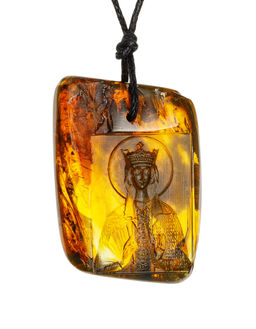 Цельная подвеска из натурального янтаря с резьбой Святая Людмила