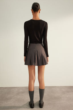 TRENDYOLMILLA Koyu Bej Premium Yuksek Kalite Pileli Mini Boy Dokuma Etek TWOAW24ET00309  фото 12