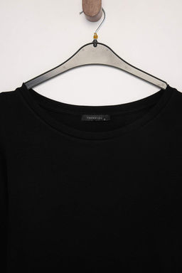 Siyah Bele Oturan Bisiklet Yaka D___k Kol Viskonlu Esnek Ribana _rme T-Shirt TWOAW27TS00015 - Trendyolmilla фото 7