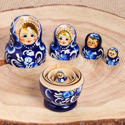Матрёшка дерево «Гжель», т. синее платье, 5 кукольная, 10 см