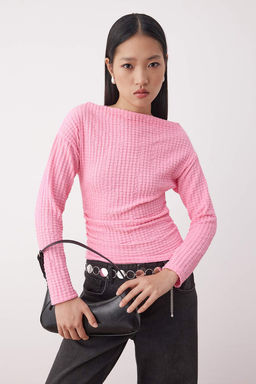 Pembe Dokulu Kay?k Yaka Buzgulu Esnek Orme Bluz TWOAW26BZ00192