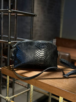 Сумка женская из телячьей кожи