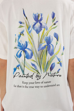 Trendyolmilla Ekru %100 Pamuk On ve Arka Cicek Bask?l? Oversize/Genis Kesim Orme T-Shirt TWOSS25TS00204 фото 4