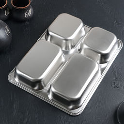Поднос глубокий из нержавеющей стали, 4 секции, 28×22×4.5 см, 420 мл/280 мл