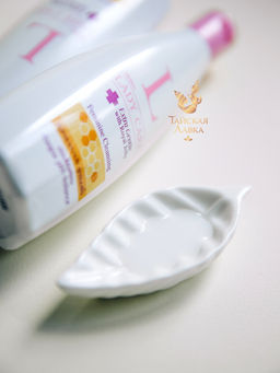 Гель д/интимной Гигиены с Маточным Молочком MISTINE 
200 мл