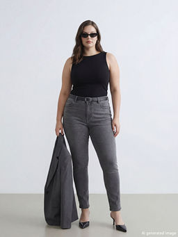 Y?ksek Bel Slim Fit Kad?n Jean Pantolon