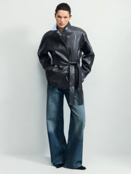 Куртка с поясом из искусственной кожи / Zarina  фото 5