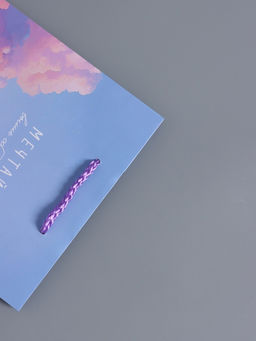 Пакет подарочный ламинированный «Мечтай выше облаков», голубой с сиреневым, 18×22.3×10 см