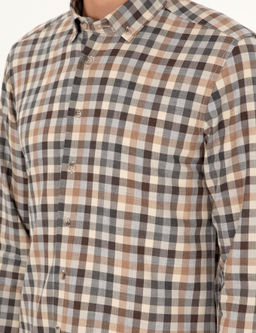 Коричневая приталенная рубашка в клетку - Cacharel фото 7