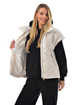 Жилет утепленный стеганый без капюшона