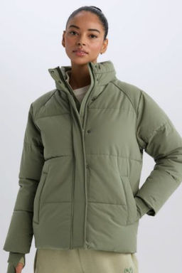 DeFactoFit S?cak Tutan Sisme Mont Su Itici Ruzgar Gecirmez Parmak Gecmeli Dik Yaka Fermuarl? Cepli